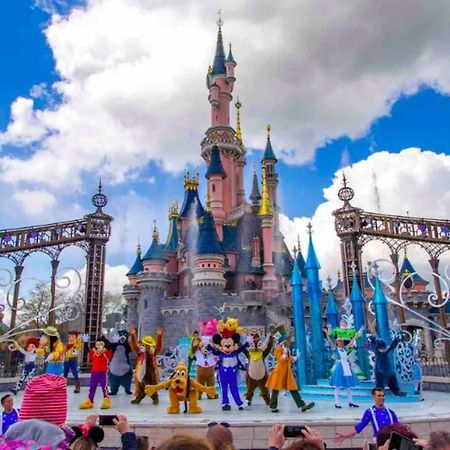 سيري Creative Suite Disneyland Paris المظهر الخارجي الصورة